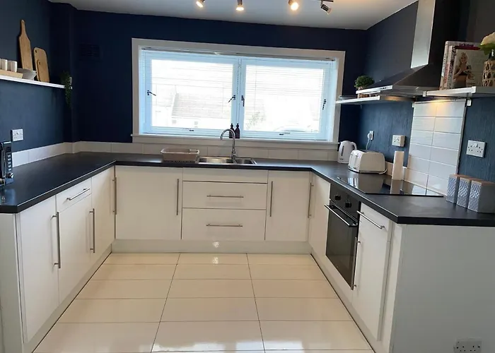 Ross Place Apartment