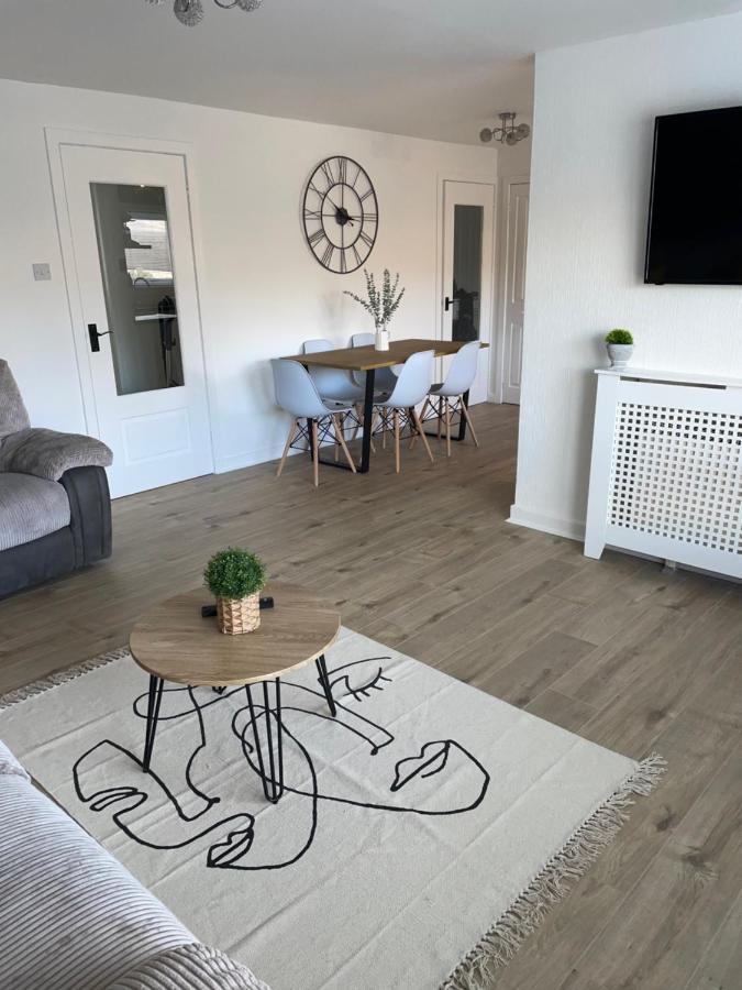 Ross Place Apartment
